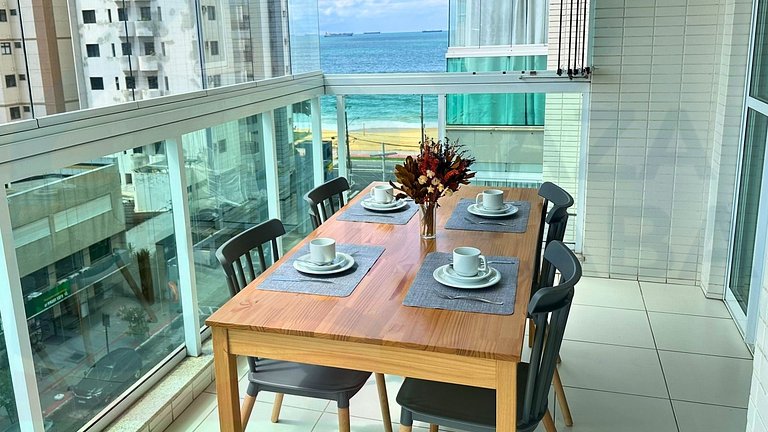 Vista p/ o Mar - Amplo apto de 2 quartos.