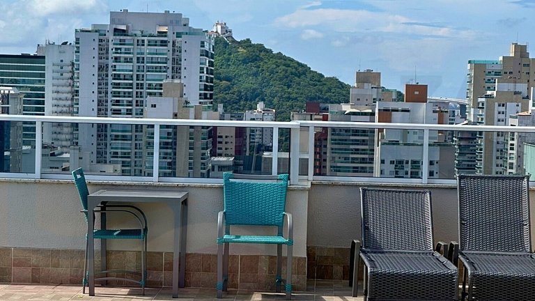 Apto próx a praia de Itapoã com Piscina